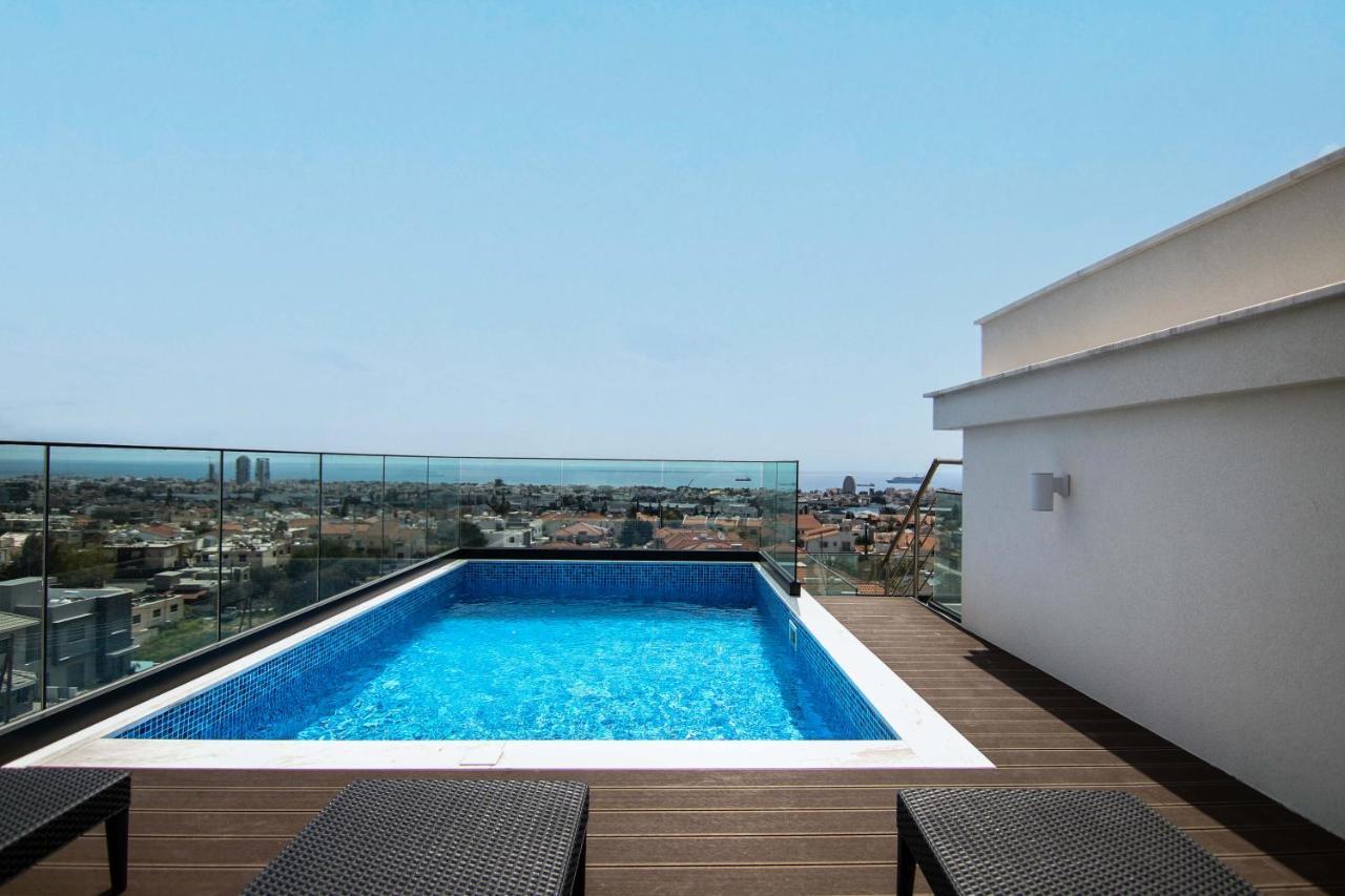 Phaedrus Living: Sea View Anna 302 * Limasol